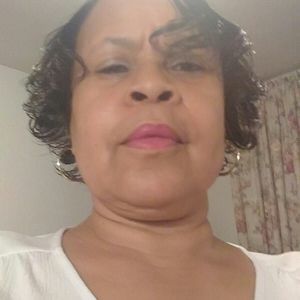 Meet your Posher, Carla